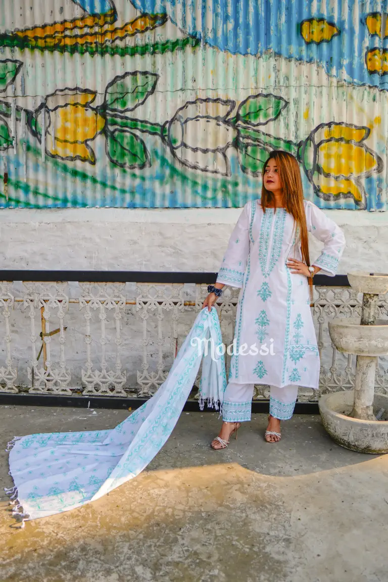 White Cotton Three Pcs - Image 4