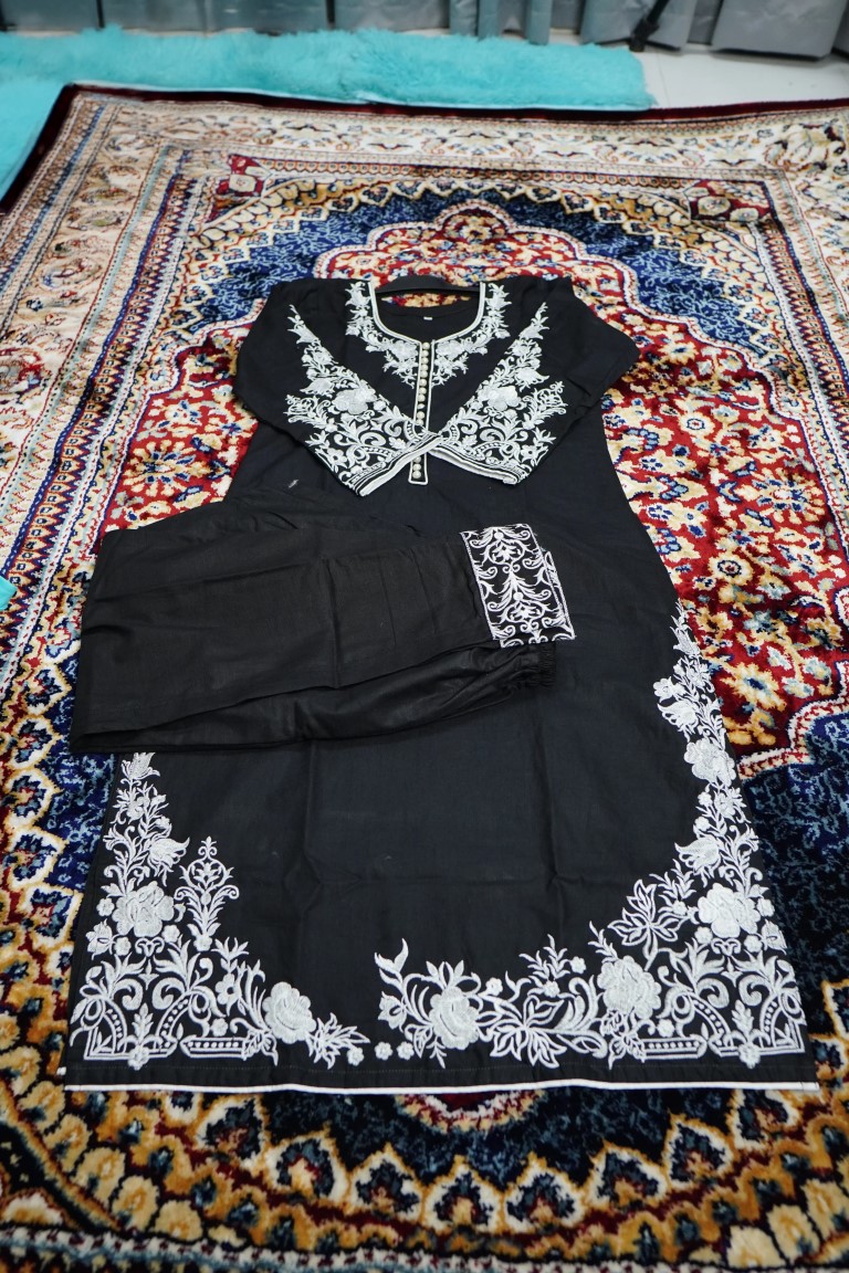 Black color Two Pcs 03