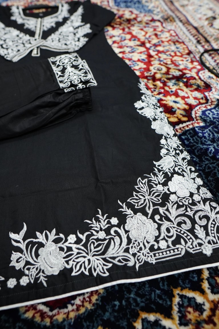 Black color Two Pcs 03 - Image 2