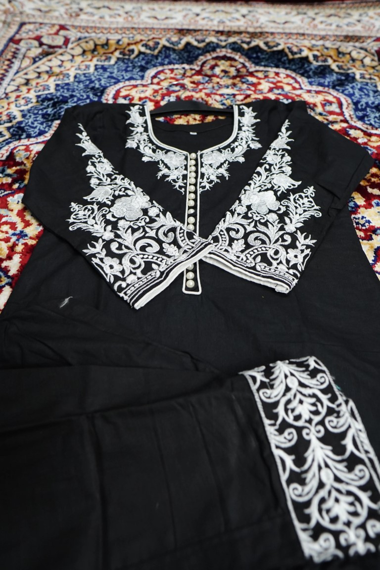 Black color Two Pcs 03 - Image 3