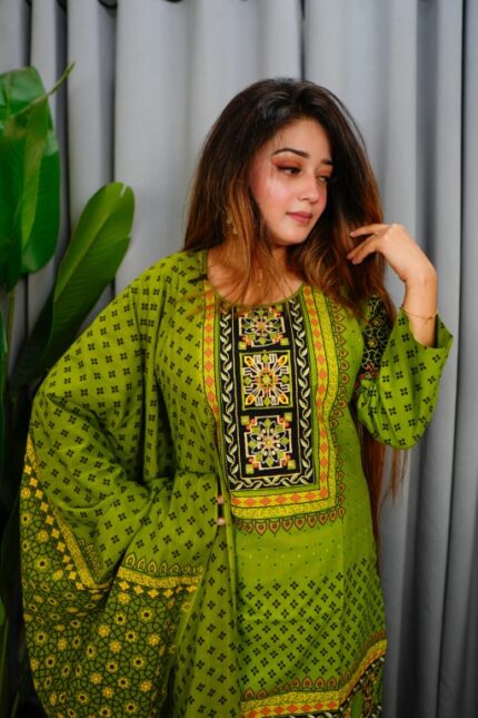 Black Olive Three Pcs