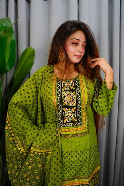 Black Olive Three Pcs